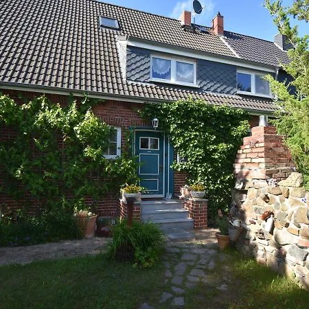 Modern In Ostseebad With Terrace Apartment Boltenhagen (Ostseebad)